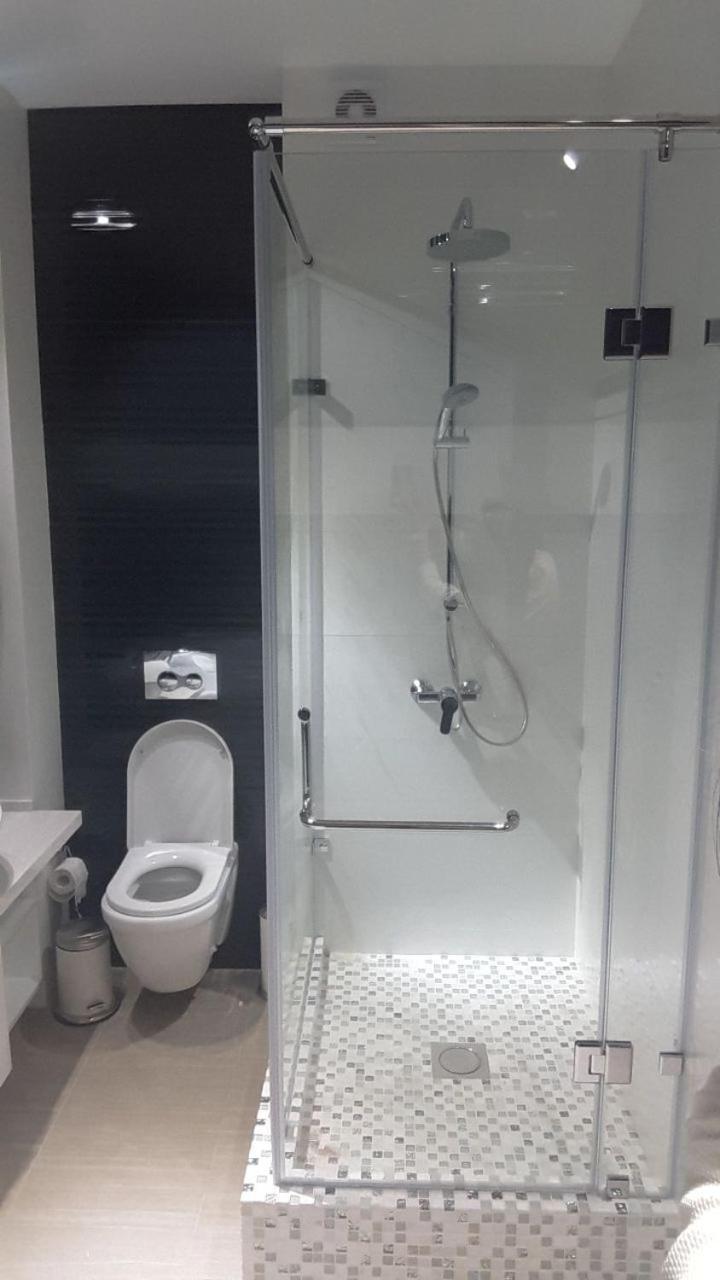 Green Quarter Business Class Apartments アスターナ エクステリア 写真